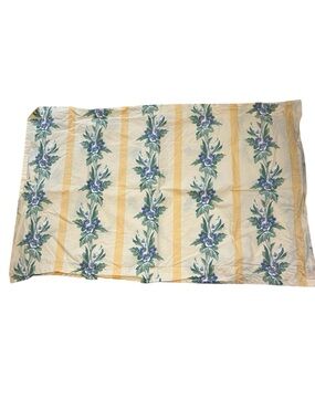 Yves Delorme Paris King Pillowcase Reversible French Provincial Floral Stripe
